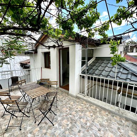 Vila Interbelic House With Courtyard And Terrace Bukurešť Exteriér fotografie